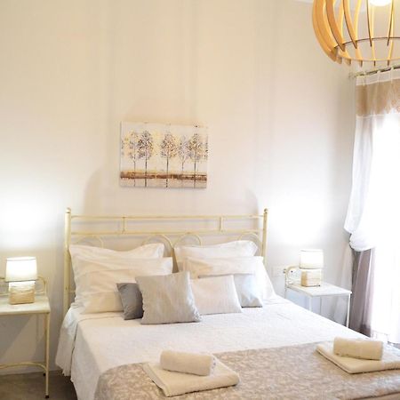 Ariadne & Theseus Apartments Naxos City Екстер'єр фото