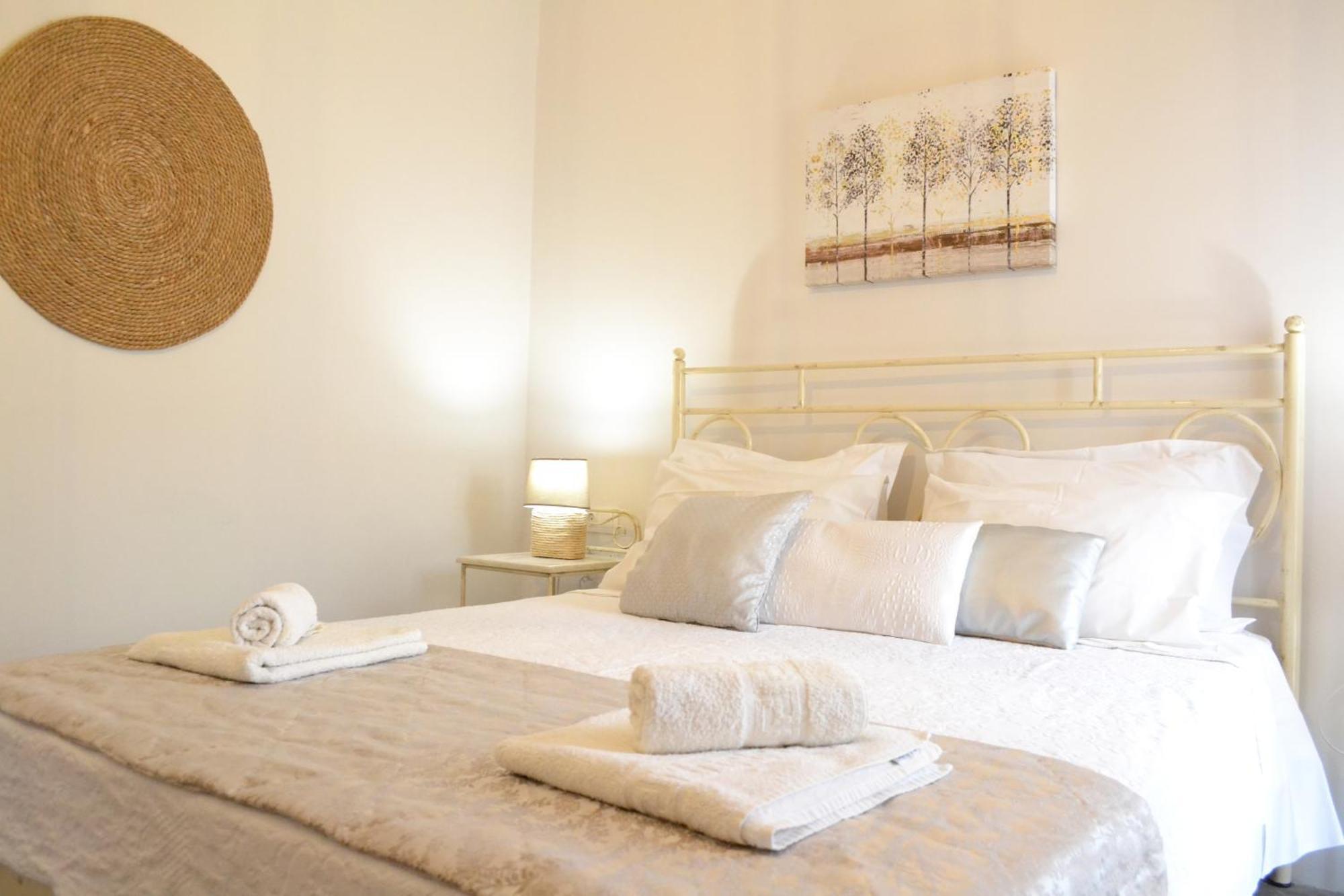 Ariadne & Theseus Apartments Naxos City Екстер'єр фото