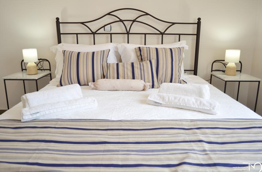 Ariadne & Theseus Apartments Naxos City Екстер'єр фото