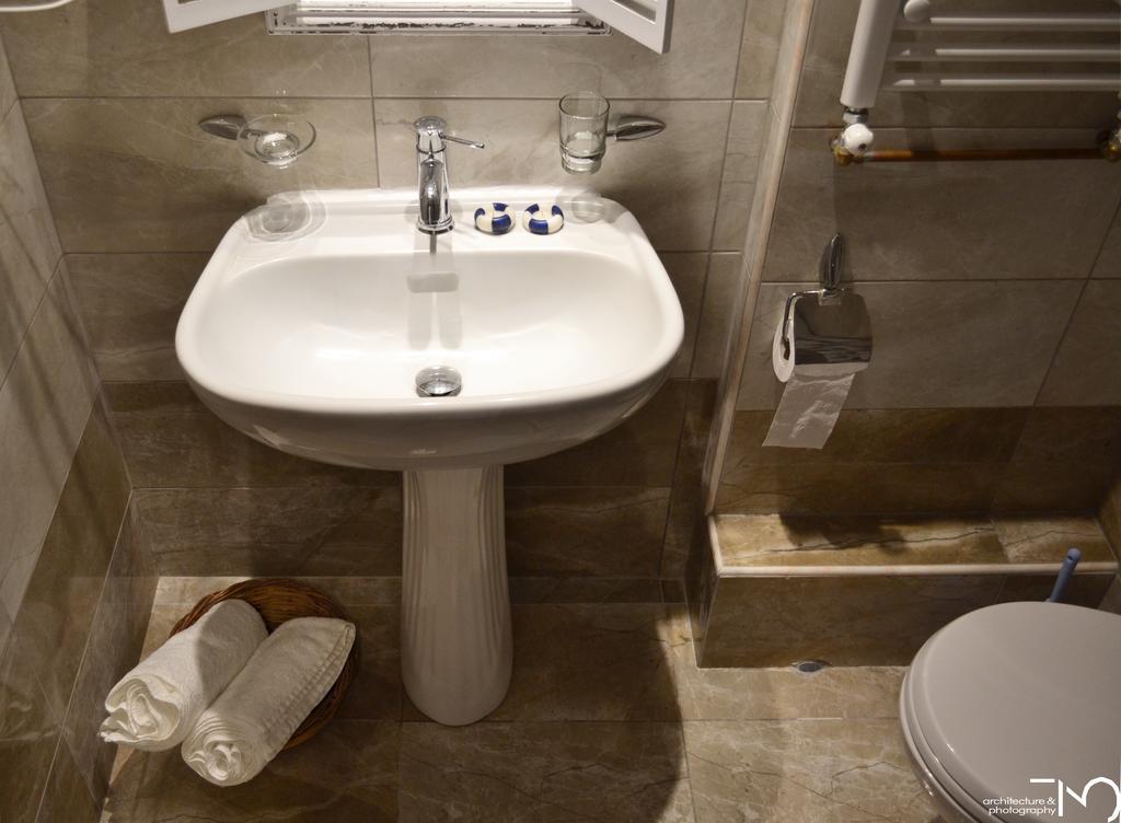 Ariadne & Theseus Apartments Naxos City Екстер'єр фото