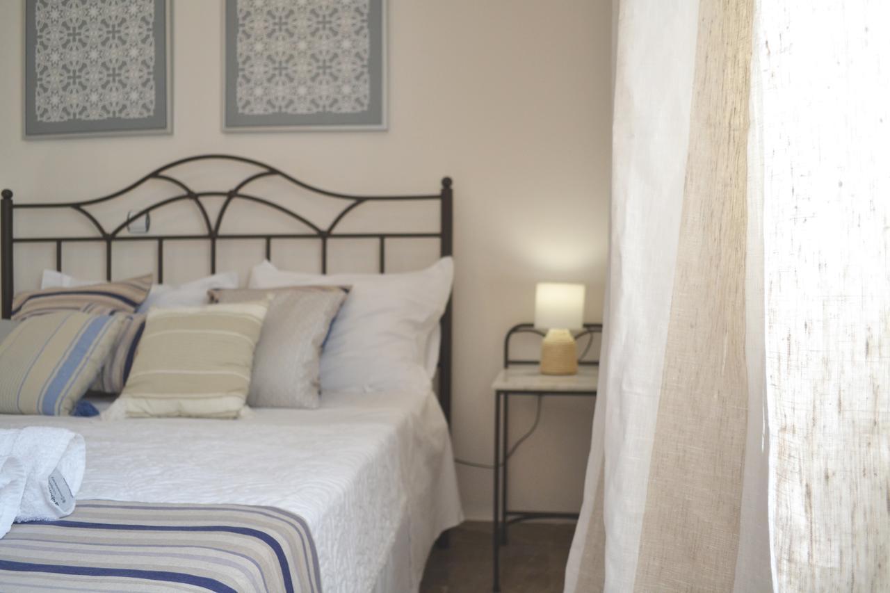Ariadne & Theseus Apartments Naxos City Екстер'єр фото