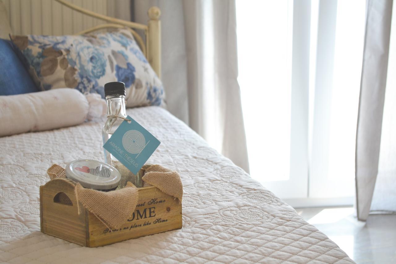 Ariadne & Theseus Apartments Naxos City Екстер'єр фото